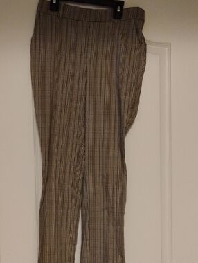 Ladies Plaid Dress Pants in Brown